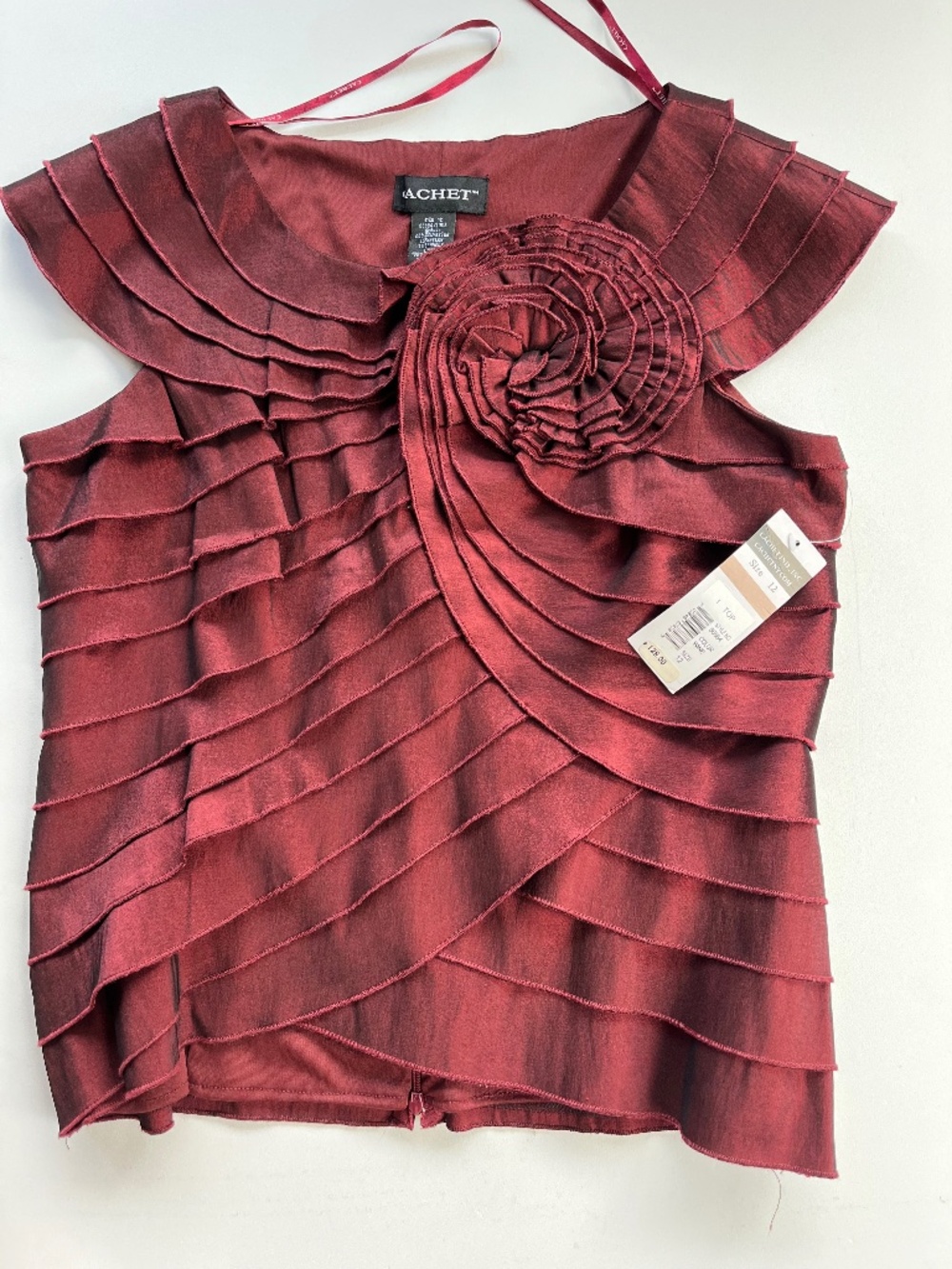 Cachet burgundy sleeveless blouse tiered horizontal ruffles sz 12
